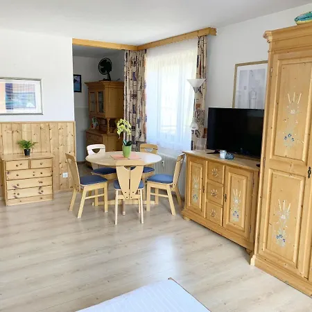 Family Апартаменти Капрун